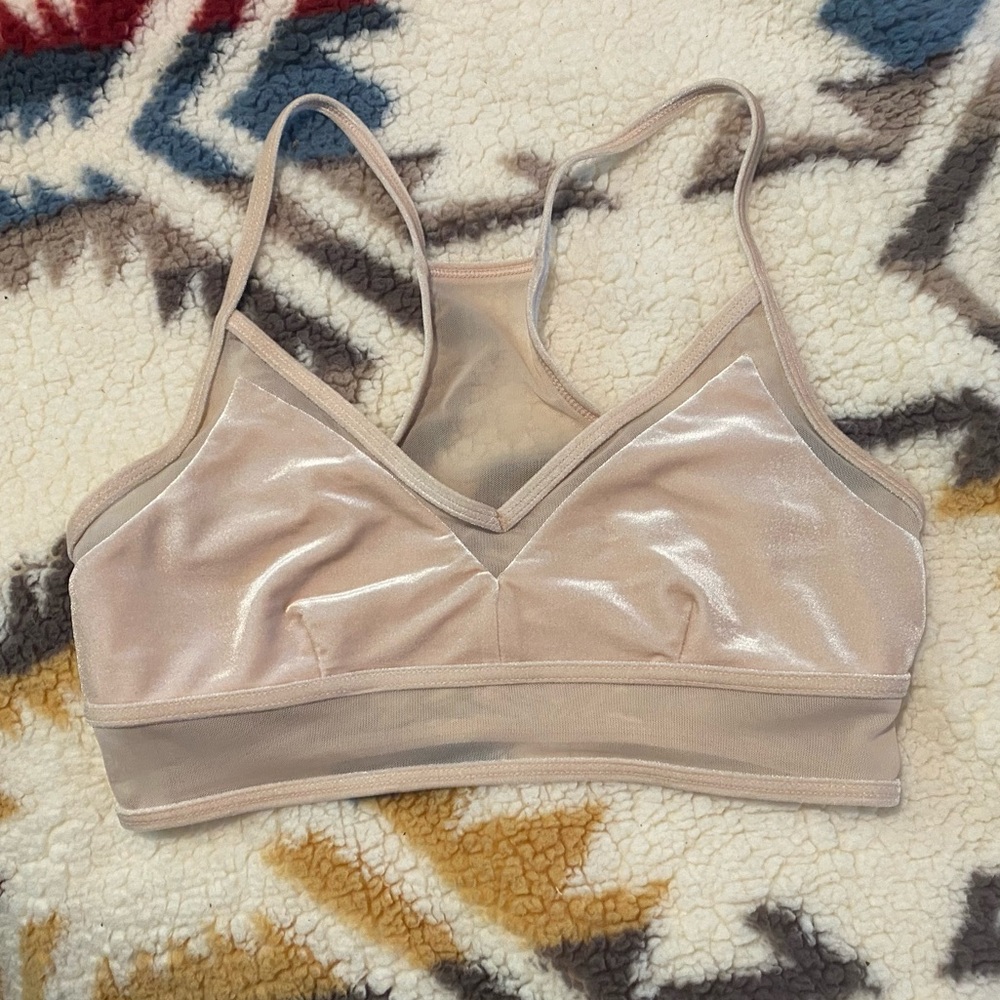 M light pink velvet!